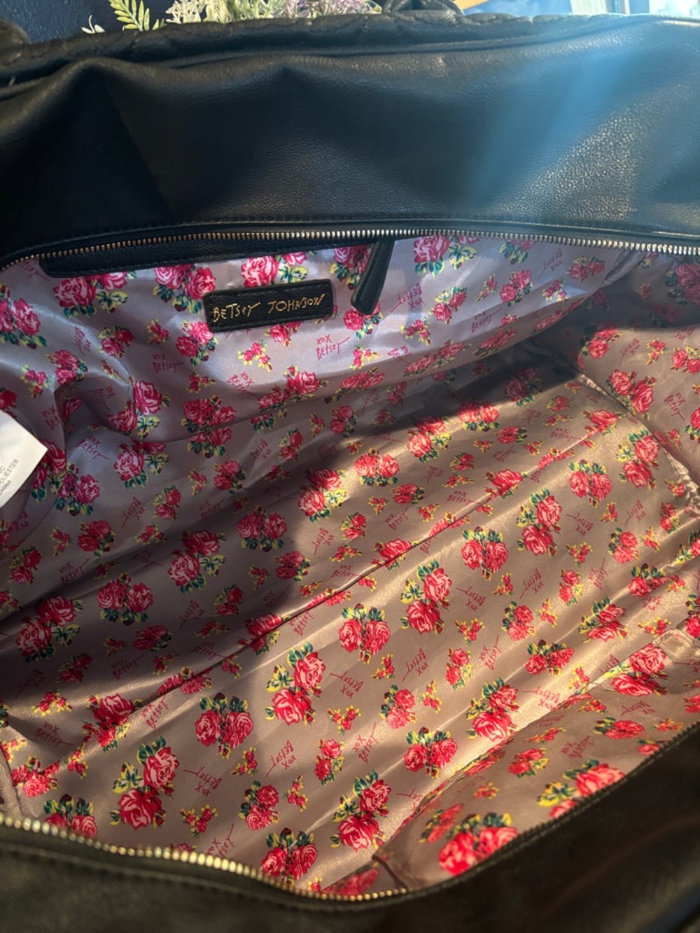 Betsy Johnson Quilted Black Travel Bag with White Cat Face Front Pocket - Picture 6 of 7